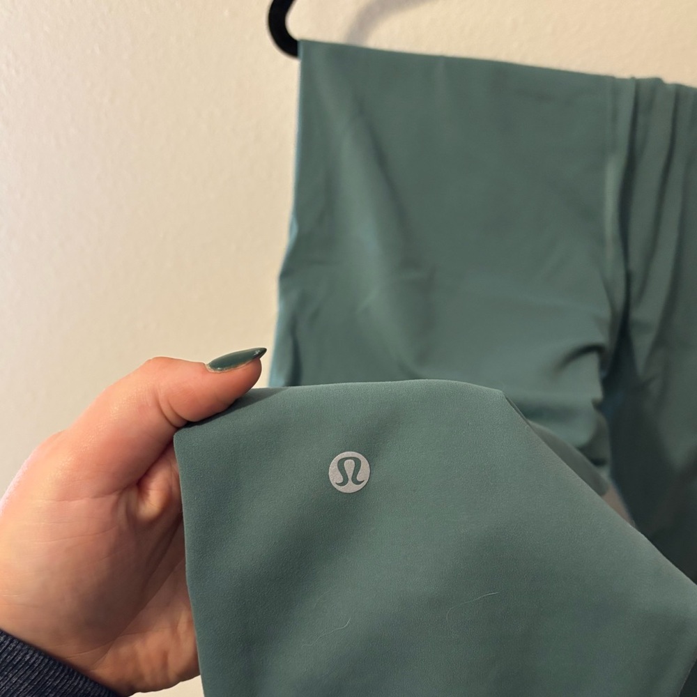 LULULEMON wonder train leggings 25”